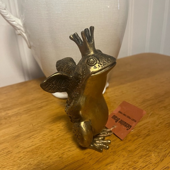 Vintage Genuine Brass Frog Figurine - Picture 4 of 4